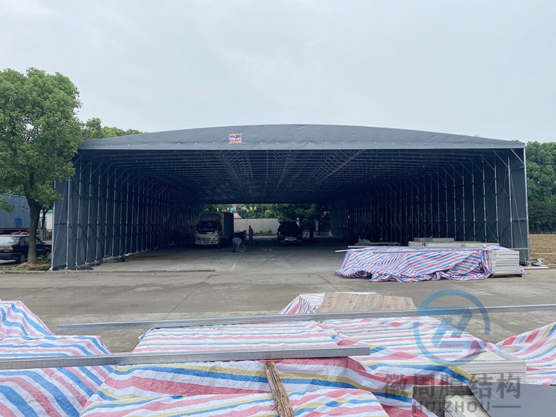 移动推拉雨篷